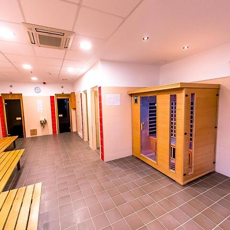 CVSE Clubház és Panzió Cegléd Exterior foto