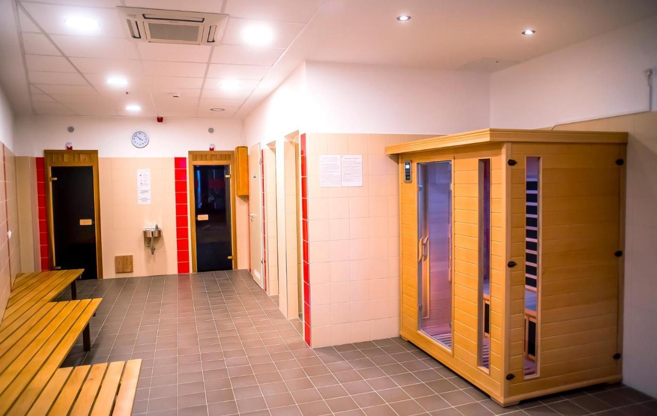 CVSE Clubház és Panzió Cegléd Exterior foto