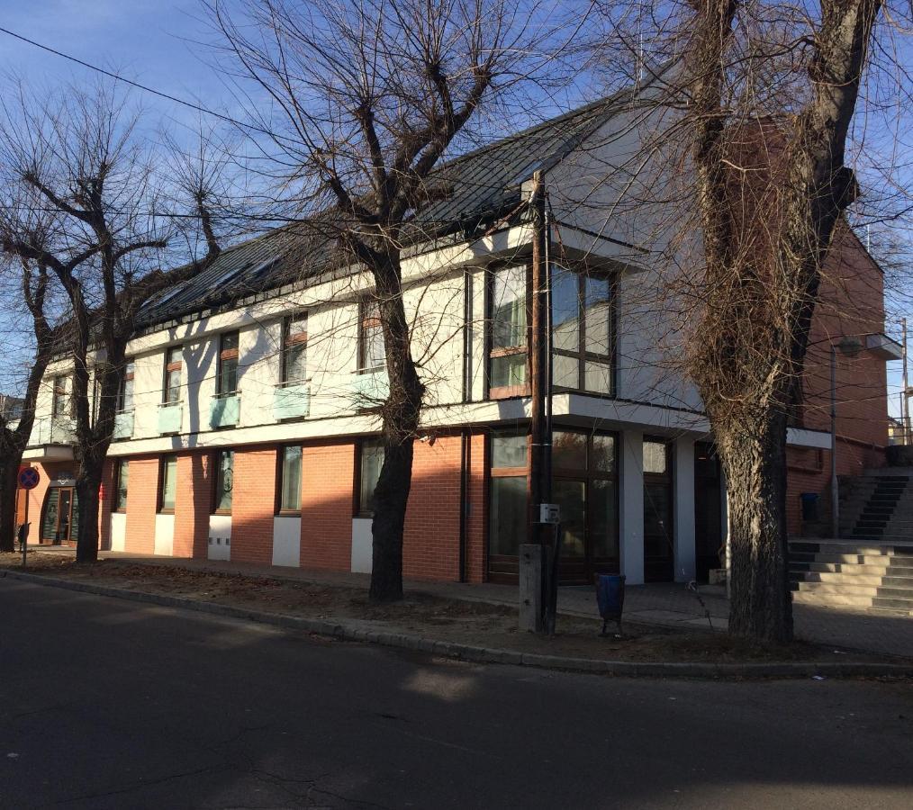 CVSE Clubház és Panzió Cegléd Exterior foto